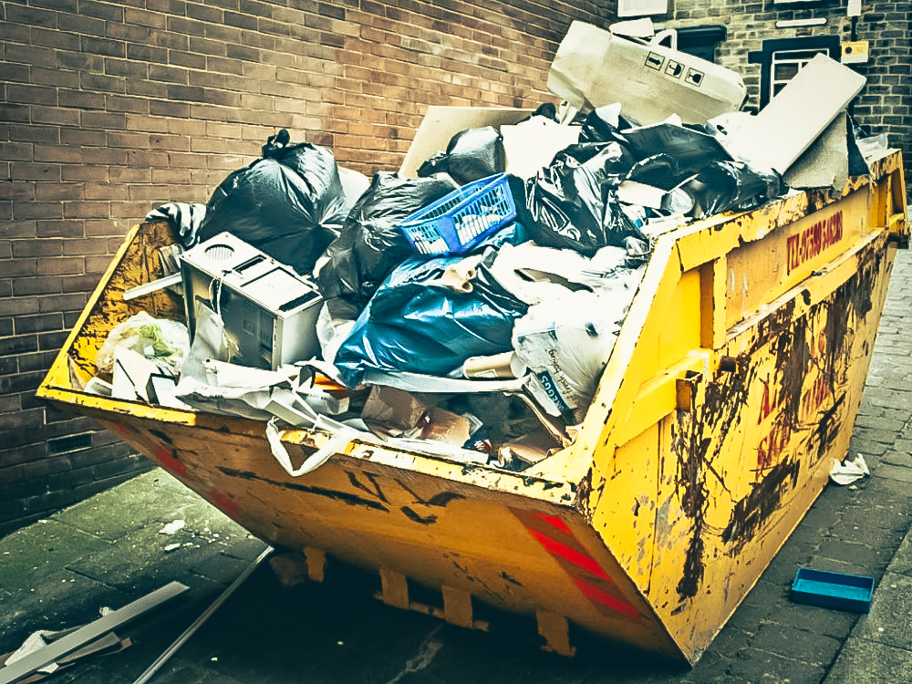 Dumpster rental services in Whitefish