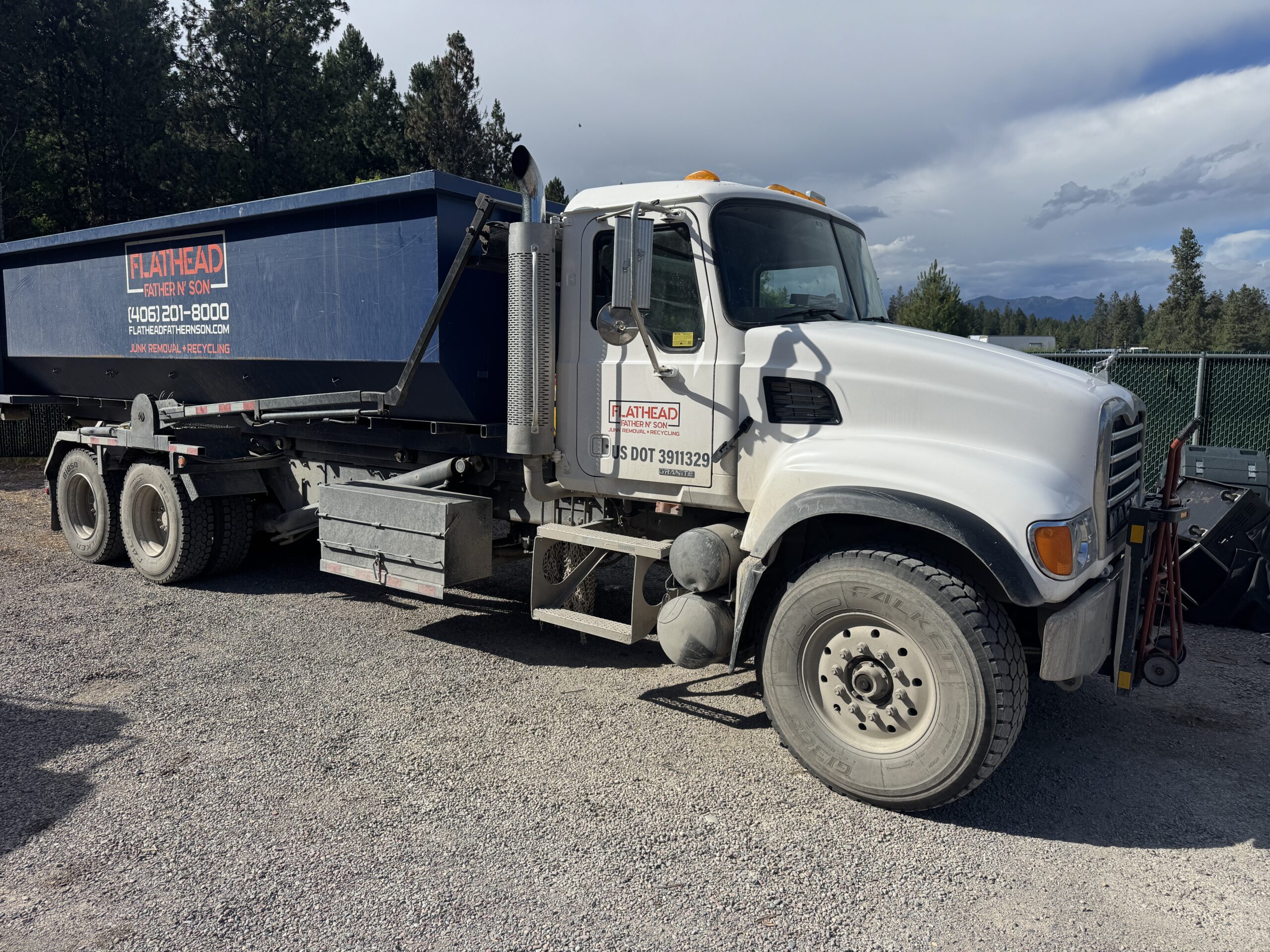 Dumpster Truck